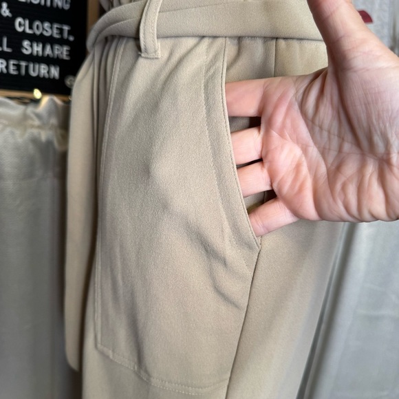 One 5 One Tan Jogger Pull-On Pants - Size Large - Picture 5 of 13